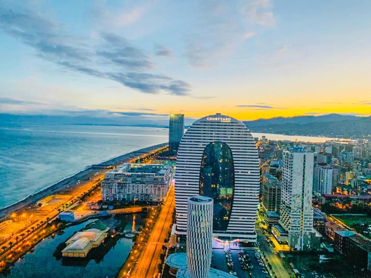 Luxury Batumi Hotel Экстерьер фото