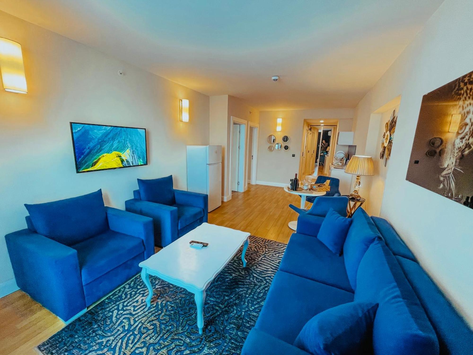Luxury Batumi Hotel Экстерьер фото