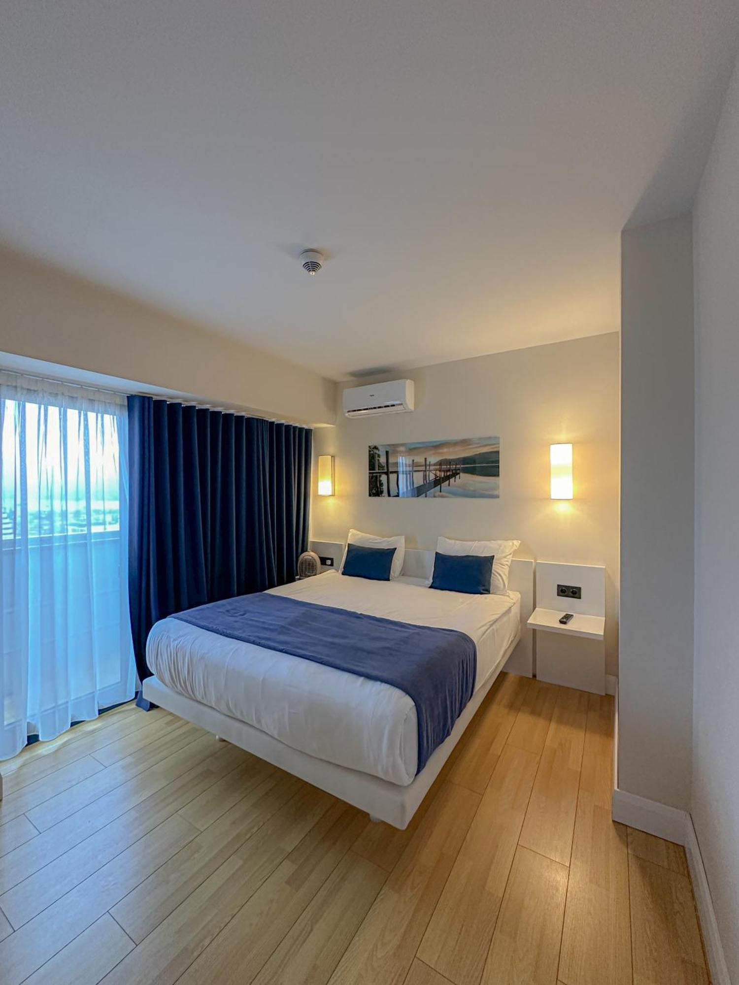 Luxury Batumi Hotel Экстерьер фото