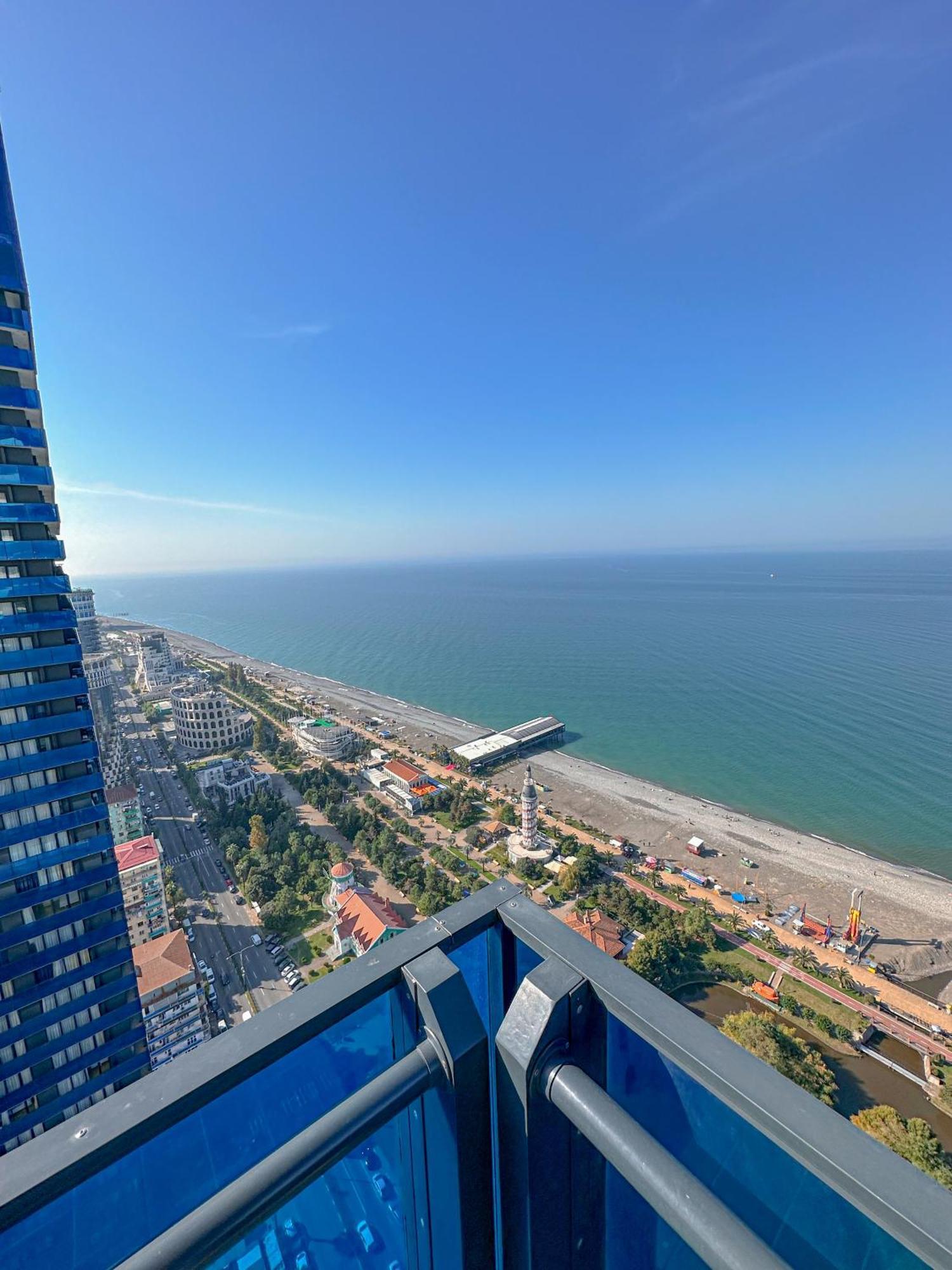 Luxury Batumi Hotel Экстерьер фото