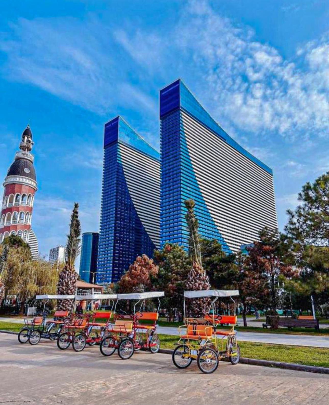 Luxury Batumi Hotel Экстерьер фото