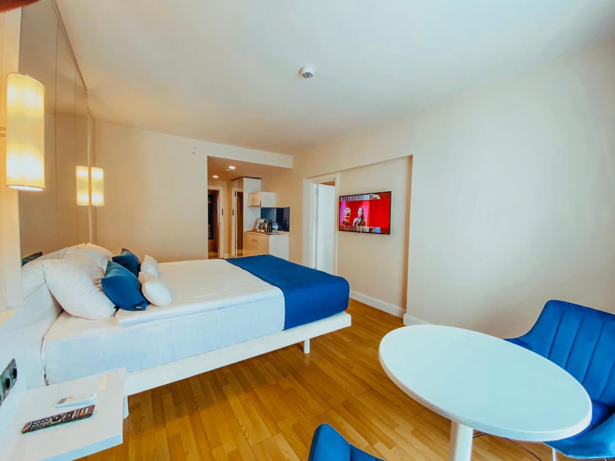 Luxury Batumi Hotel Экстерьер фото
