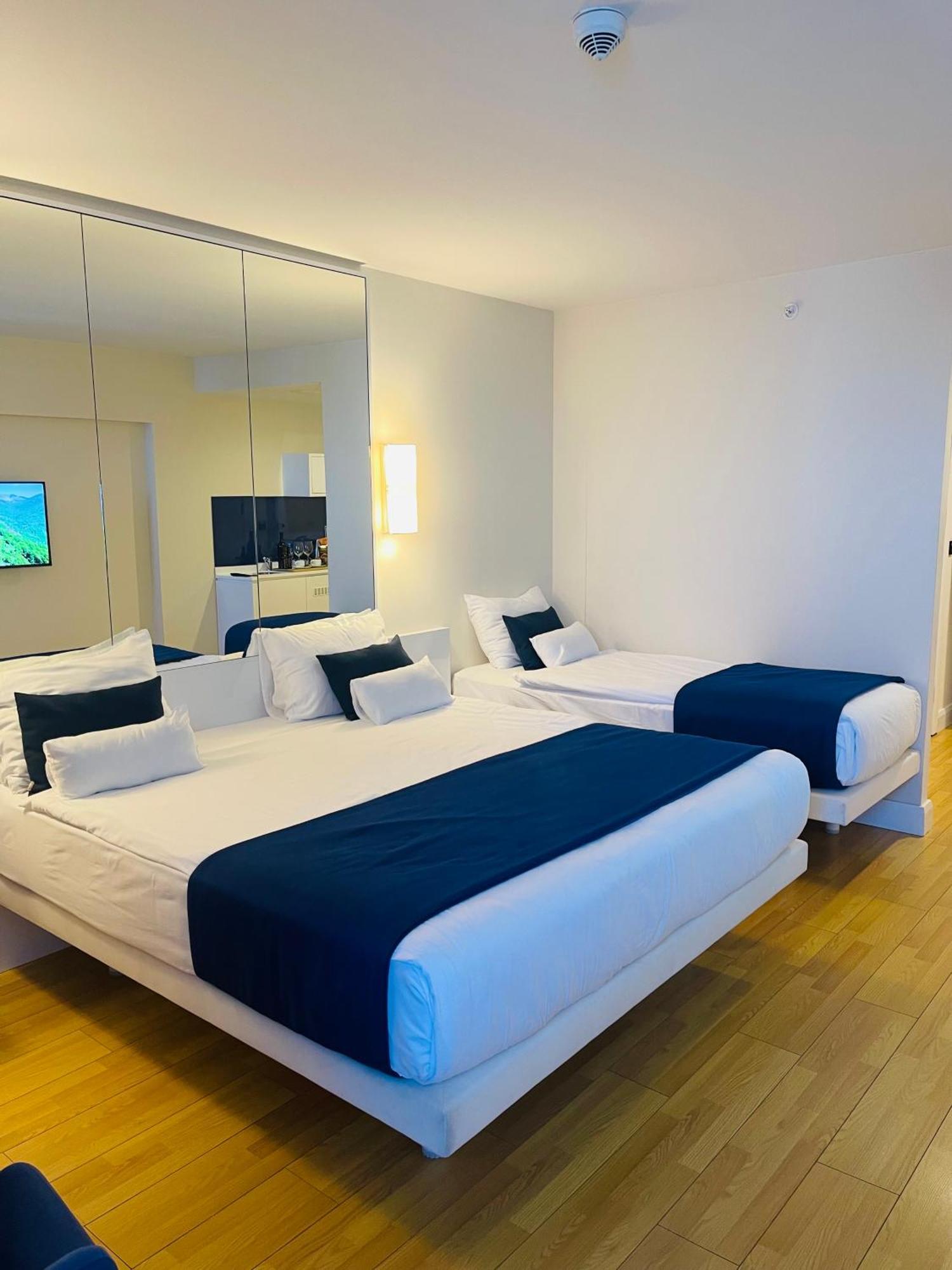 Luxury Batumi Hotel Экстерьер фото