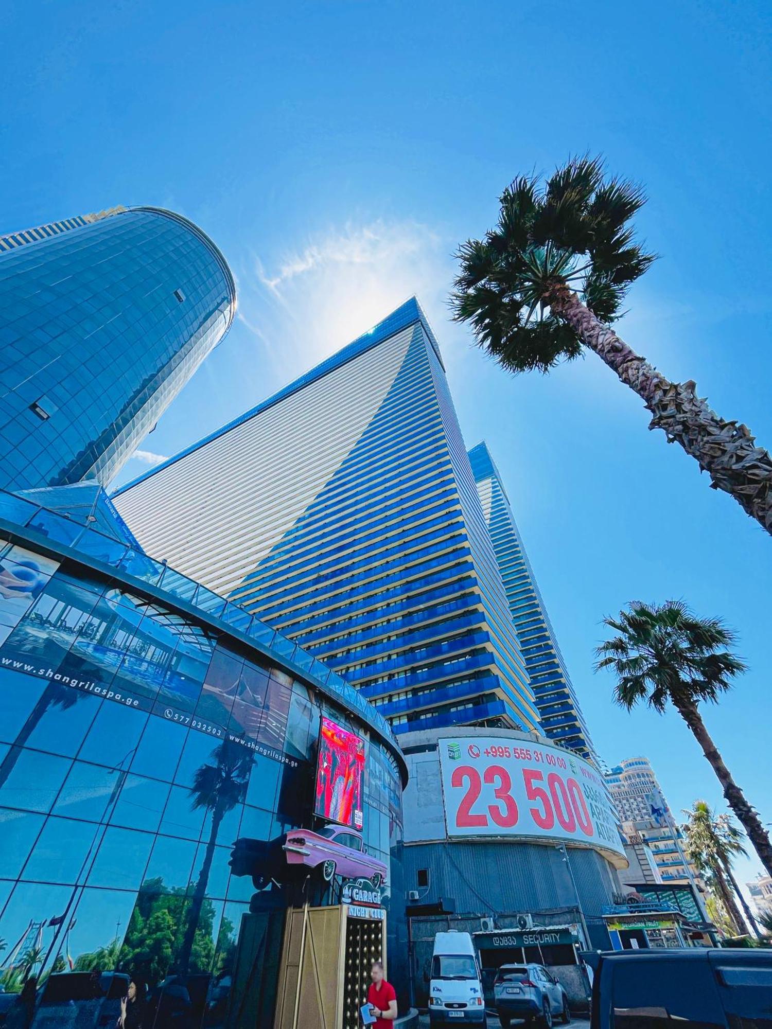 Luxury Batumi Hotel Экстерьер фото
