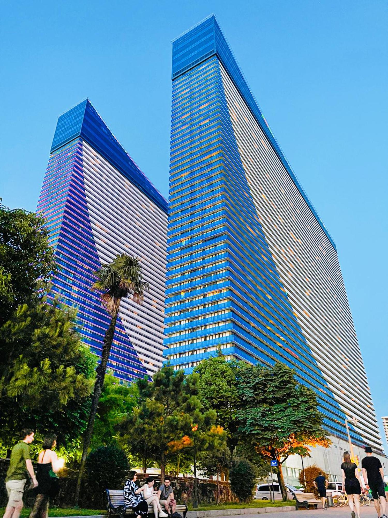 Luxury Batumi Hotel Экстерьер фото