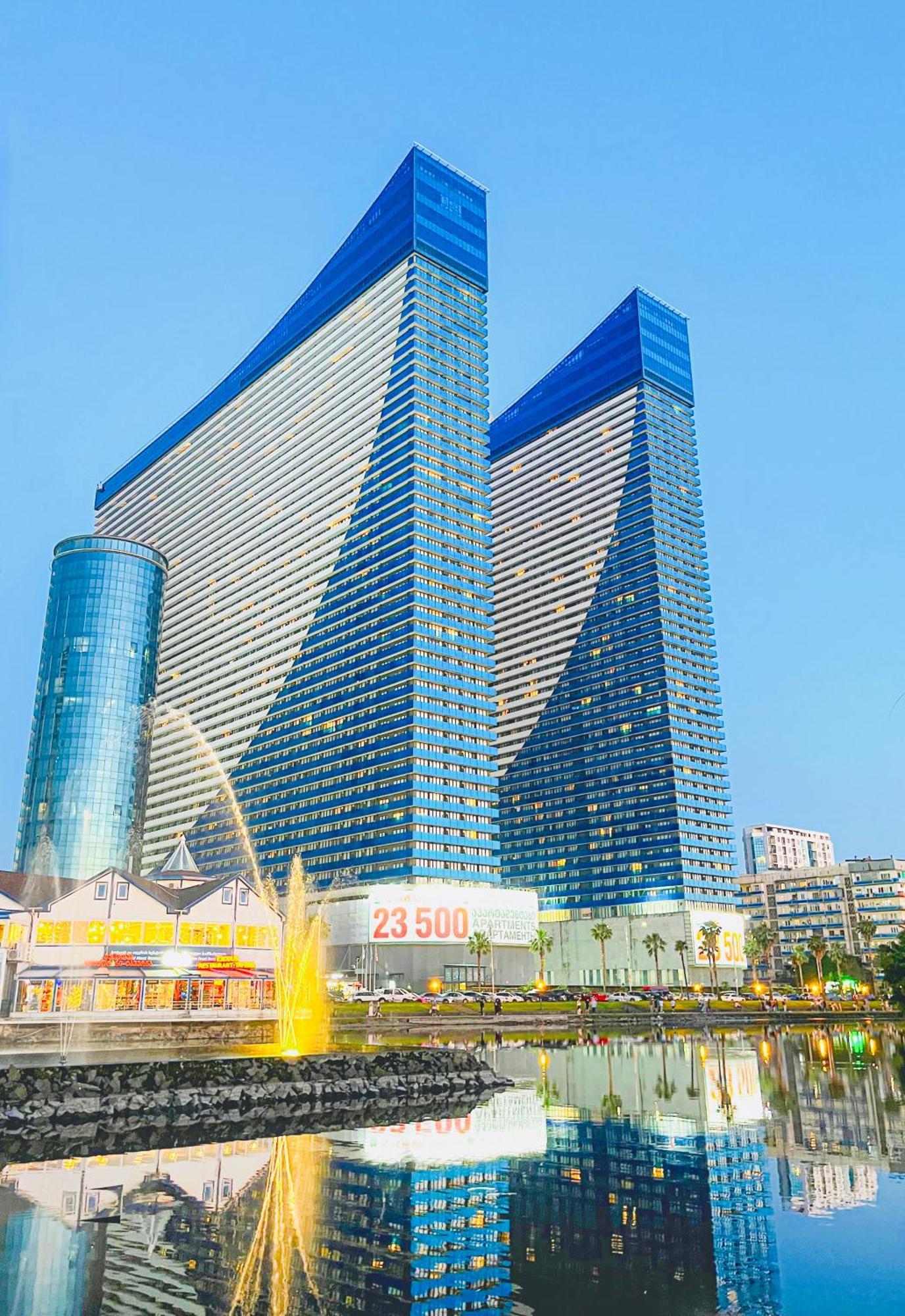 Luxury Batumi Hotel Экстерьер фото
